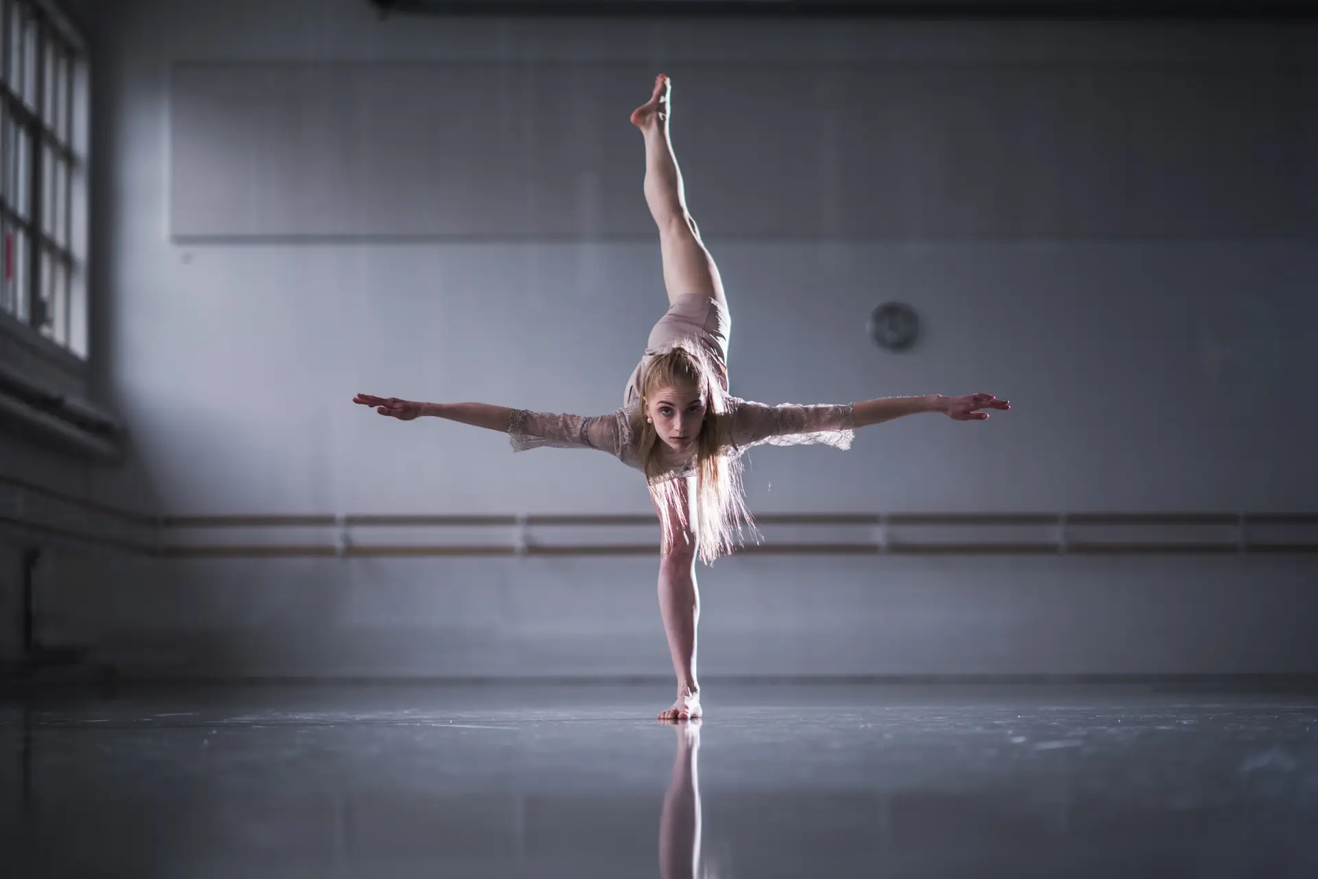 Jazz dancer practicing in a studio